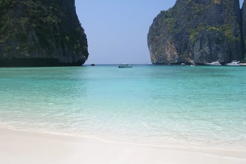 Maya Bay with limestone cliffs, Koh Phi Phi, Krabi